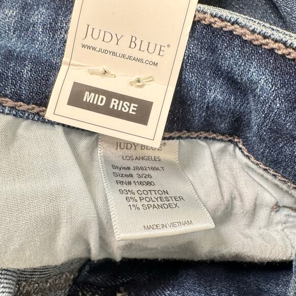 NWT Judy Blue Boyfriend Fit Mid Rise Jeans Distressed Denim Womens Size 3/26 - Picture 10 of 11